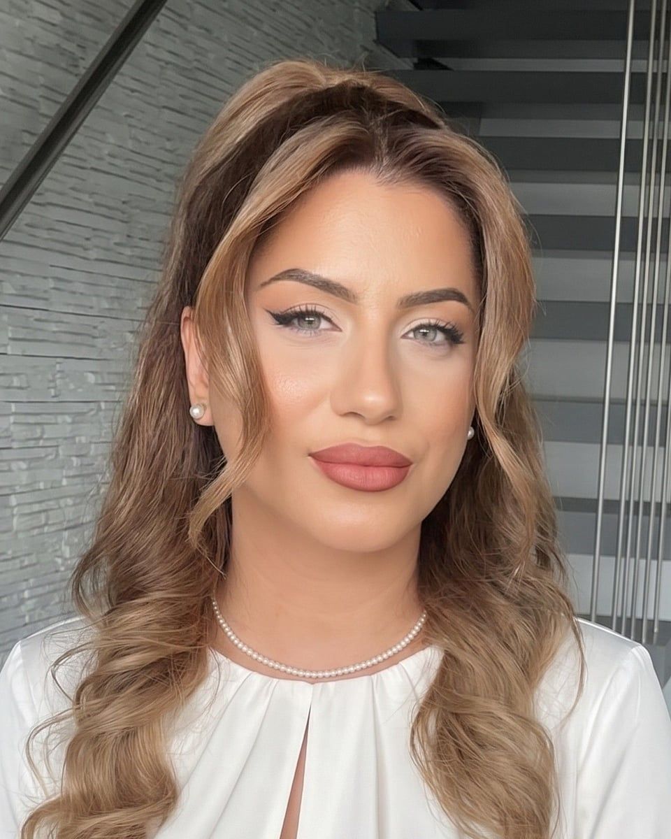 Raluca, coafor & colorare — Kalura Beauty
